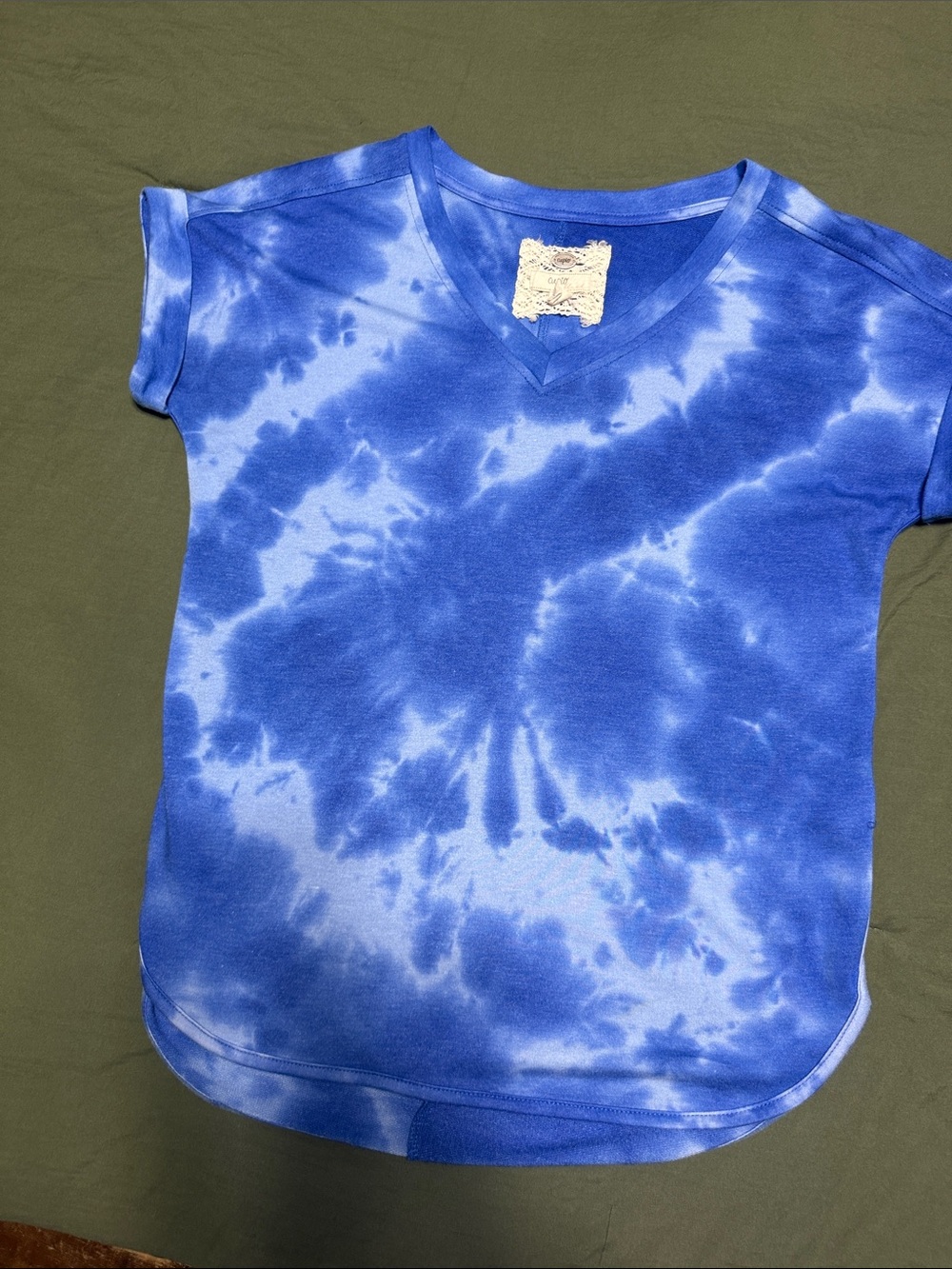 Womens Blue Tie-Dye V-Neck Tee size small